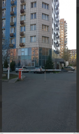 Паркоместо в центре Ворошиловского р-на. пр. Маяковского ДИСУ Донецк