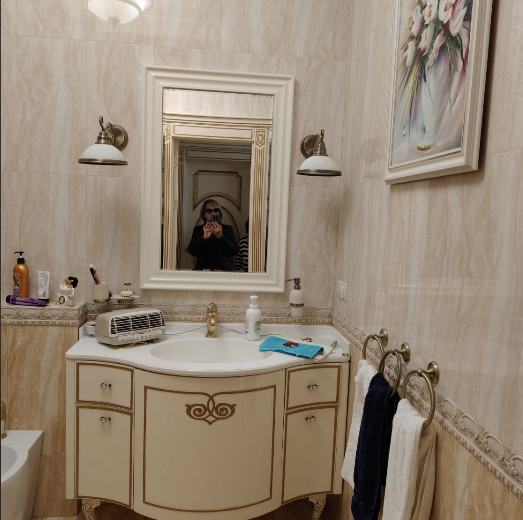 2-х ком. квартира 112 м2 в центре Донецка Donetsk