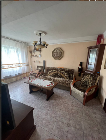 3-х ком. квартира в Калининском р-не. ул. Кап. Ратникова Donetsk