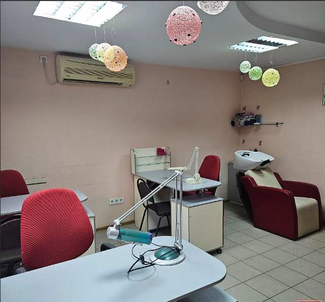 Аренда салона красоты на ул. Университетской Donetsk - photo 4
