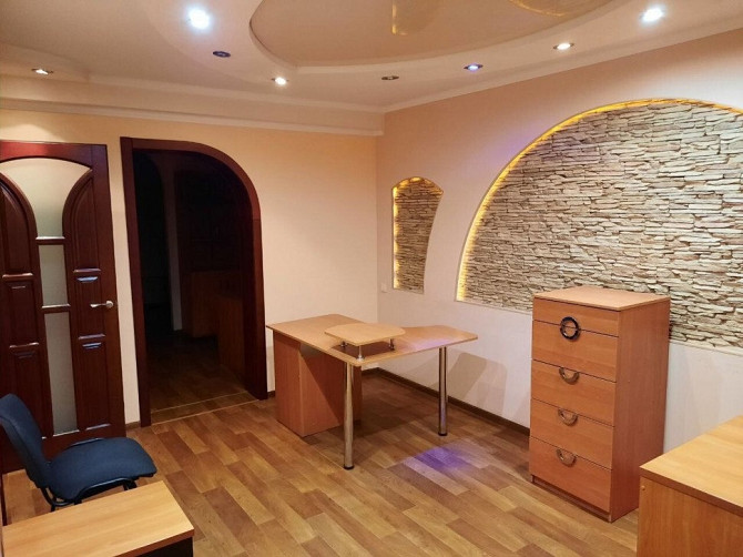 Помещение под офис в Калининском р-не. б. Шахтостроителей Donetsk - photo 2