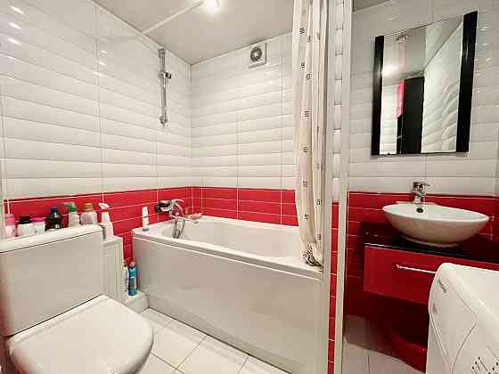 3-х ком. квартира в центре, ул. Набережная в хорошем состоянии Donetsk