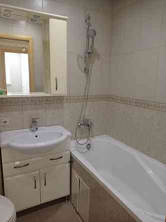 2-х ком. квартира в Калининском р-не, б. Шахтостроителей,7. Свежий ремонт Donetsk