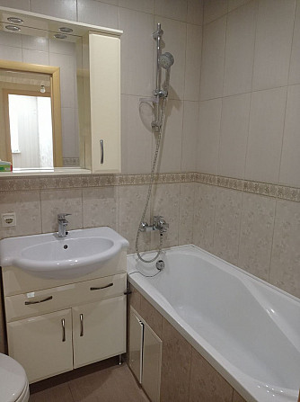 2-х ком. квартира в Калининском р-не, б. Шахтостроителей,7. Свежий ремонт Donetsk - photo 1